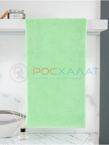 Махровое полотенце без бордюра салатовое ПМ-48