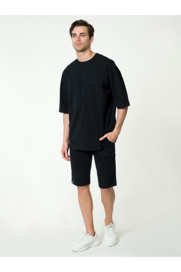 Трикотажная мужская футболка оверсайз черная